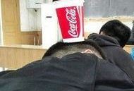 视频爆料搞笑图片高清,笑出腹肌的瞬间