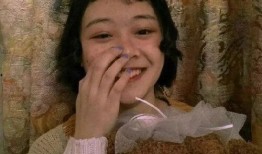 抖音女网红爆料小时候视频,童年回忆，那些年的温馨瞬间